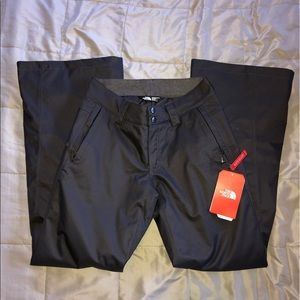 NWT The North Face Sally Ski & Snowboard Pants